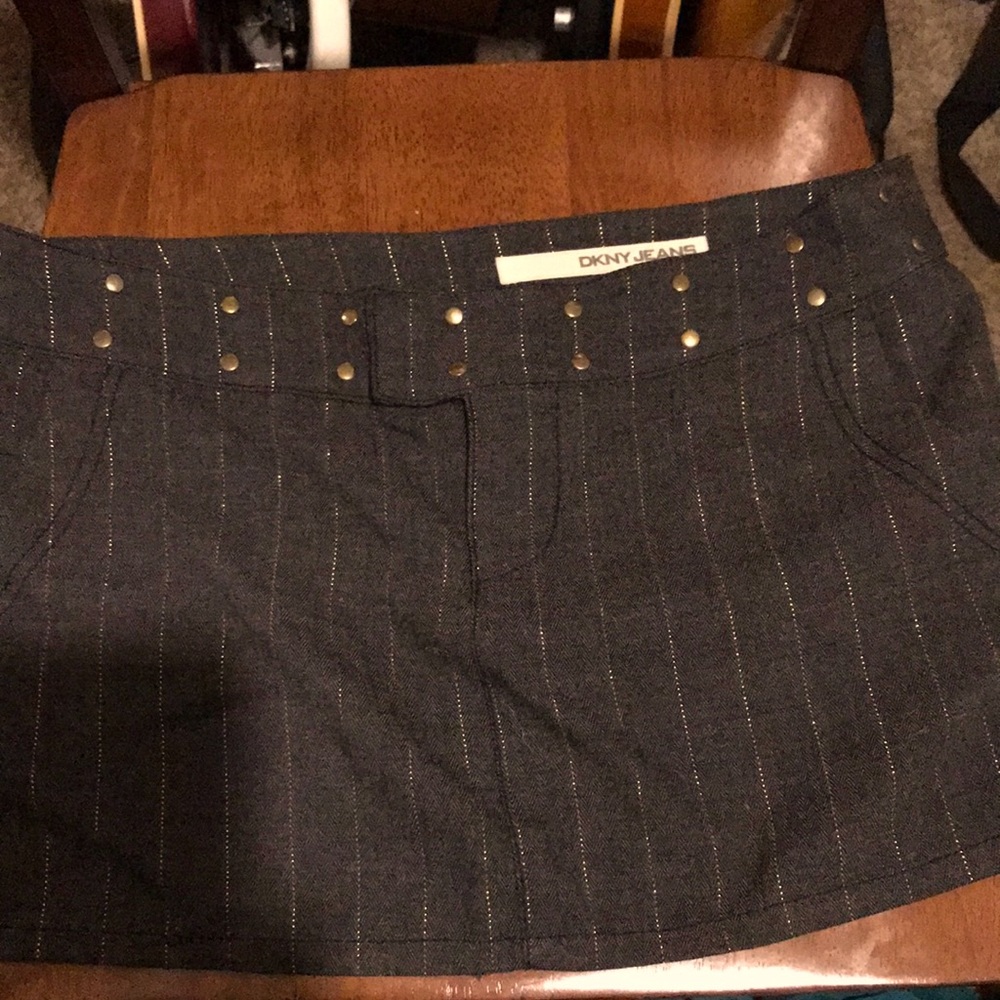 DKNY Grey w/Gold Shimmer Pinstripe Skirt